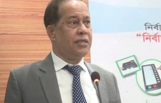 ইভিএমে নির্বাচন নিয়ে এখনো কেউ তথ্যনির্ভর অভিযোগ দিতে পারেনি : সিইসি