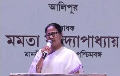 বিদেশে গিয়ে বাংলাদেশকেই খুঁজতেন মমতা ব্যানার্জি, কিন্তু কেন?