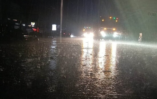 অসহ্য গরমের পর সিলেটে স্বস্তির বৃষ্টি