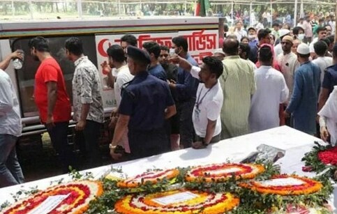 শেষ শ্রদ্ধায় সিক্ত ডা. জাফরুল্লাহ চৌধুরী