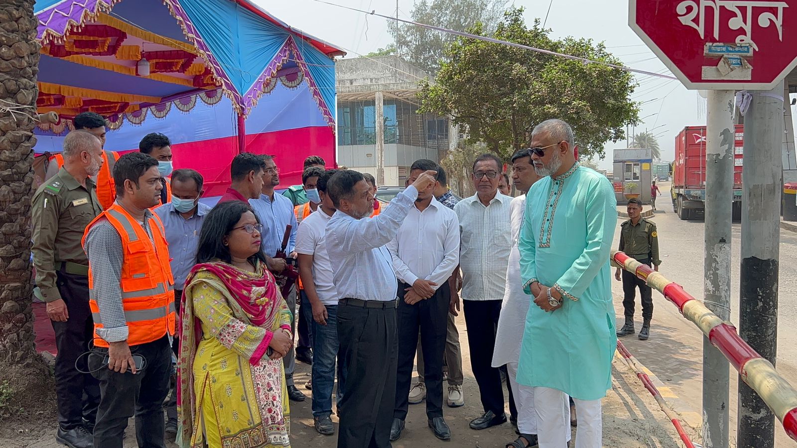 ঈদে ঢাকা-চট্রগ্রাম মহাসড়কে যানজট হবে না- সড়ক পরিবহন সচিব আমিন উল্লাহ নুরী