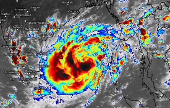 প্রবল ঘূর্ণিঝড়ে রূপ নিয়েছে ‘মোখা’