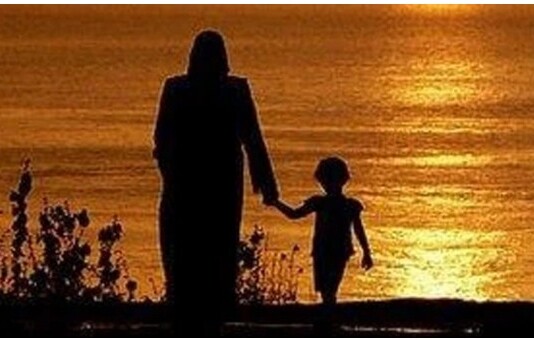 ‘মা’ স্রষ্টার সর্বশ্রেষ্ঠ নিয়ামত