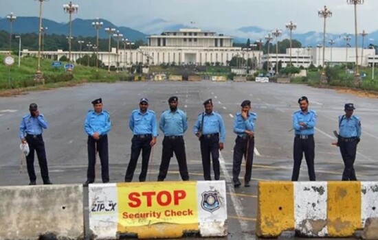 পাকিস্তানে ১৪৪ ধারা জারি