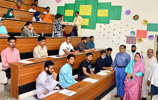 চবির ‘বি’ ইউনিটের ভর্তি পরীক্ষায় উপস্থিত ৮০ শতাংশ