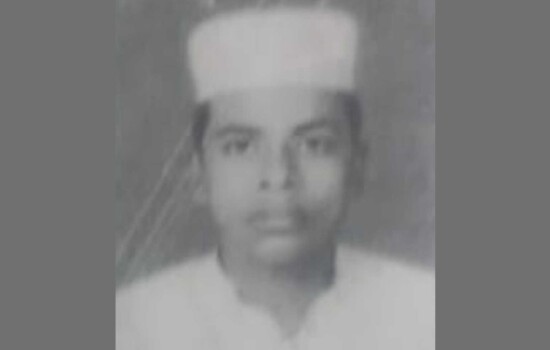 পরীক্ষাকেন্দ্রেই মৃত্যুর কোলে ঢলে পড়লেন ছাত্র