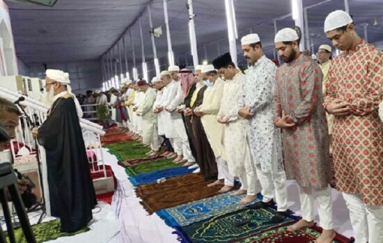 জাতীয় ঈদগাহে ঈদের প্রধান জামাত অনুষ্ঠিত