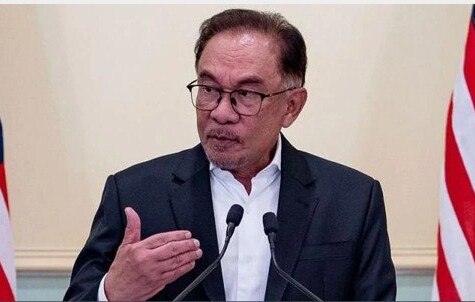 টিকবে না মালয়েশিয়া, কেন এই আশঙ্কা প্রধানমন্ত্রী আনোয়ার ইব্রাহিমের?