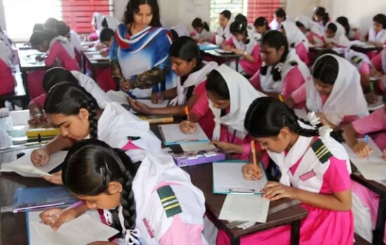 যে পদ্ধতিতে হবে অষ্টম শ্রেণির বার্ষিক পরীক্ষা