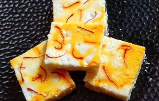 পাকা আমের ভাপা সন্দেশ