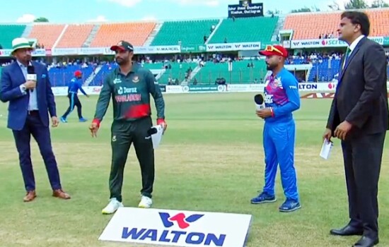 প্রথম ওয়ানডে : টস হেরে ব্যাটিংয়ে বাংলাদেশ