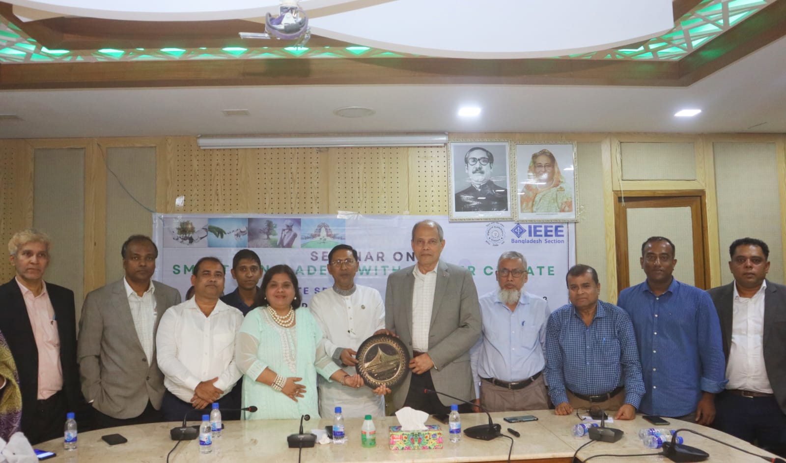 আইইইই বাংলাদেশ সেকশনের উদ্যোগে ‘স্মার্ট বাংলাদেশ ও জলবায়ু পরিবর্তন জনিত ঝুঁকি হ্রাস’ সেমিনার অনুষ্ঠিত।