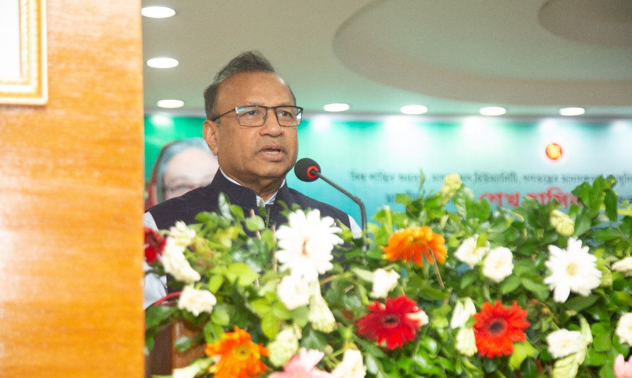 জাতি হিসাবে আমাদের মর্যাদাশীল ও আত্মবিশ্বাসী করেছেন প্রধানমন্ত্রী শেখ হাসিনা – স্থানীয় সরকার মন্ত্রী