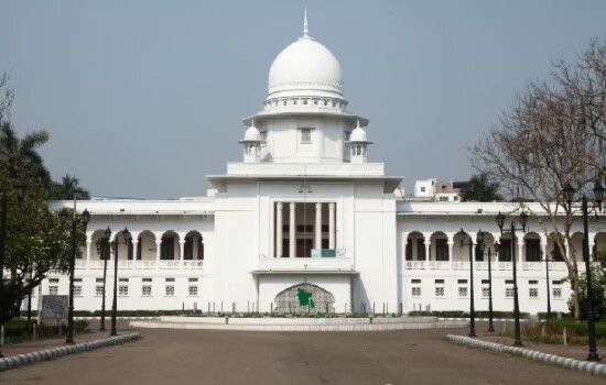 ব্যারিস্টার খোকনসহ ১৩ আইনজীবীর আগাম জামিন