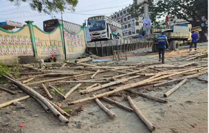 আমিনবাজারে বিএনপি’র মঞ্চ ভাঙচুর, সমাবেশ স্থগিত