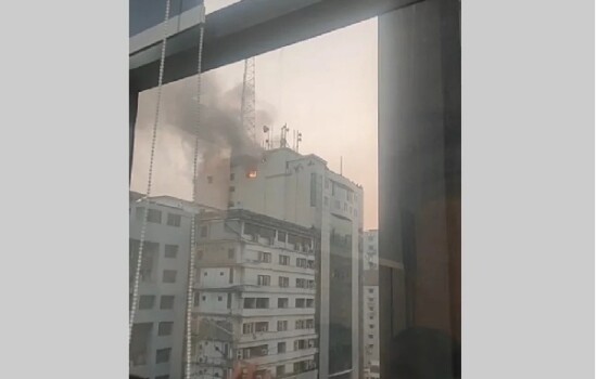 মহাখালীতে  খাজা টাওয়ারে  ভবনে আগুন