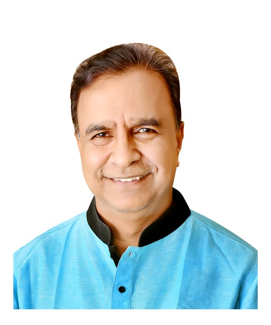 পবিত্র ওমরাহ পালনরত সংস্কৃতি প্রতিমন্ত্রীর দেশবাসীর নিকট দোয়া কামনা