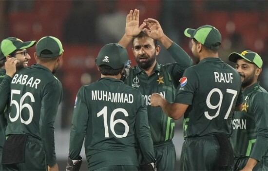 সহজ জয়ে বিশ্বকাপ মিশন শুরু করল পাকিস্তান