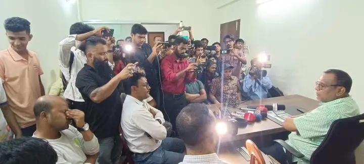 ভুল চিকিৎসা শিশুর মৃত্য,সংবাদ প্রকাশ করতে গেলে সাংবাদিকের উপর হামলা