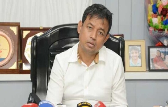 যানবাহনে কারা আগুন লাগাচ্ছে জানি: ডিবিপ্রধান