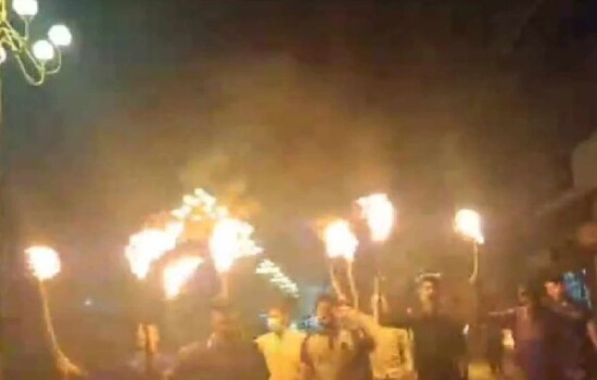 রাবি ছাত্রদলের মশাল মিছিল