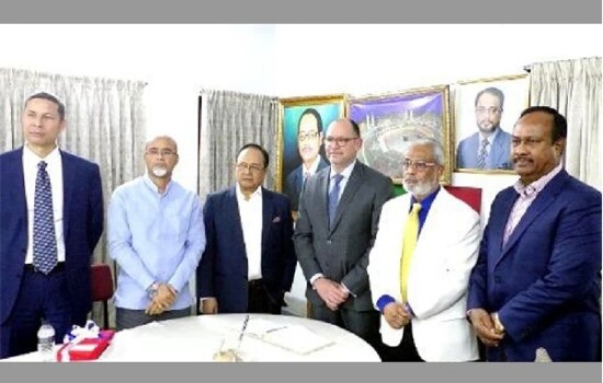 পিটার হাসের সঙ্গে জাপার প্রায় ৪০ মিনিটের বৈঠক