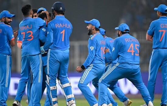 নিউজিল্যান্ডকে হারিয়ে বিশ্বকাপের ফাইনালে ভারত