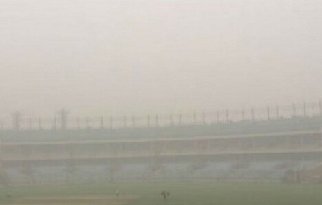 বাংলাদেশ ম্যাচের আগে মরণঘাতী দিল্লি, জরুরি বৈঠকের ডাক