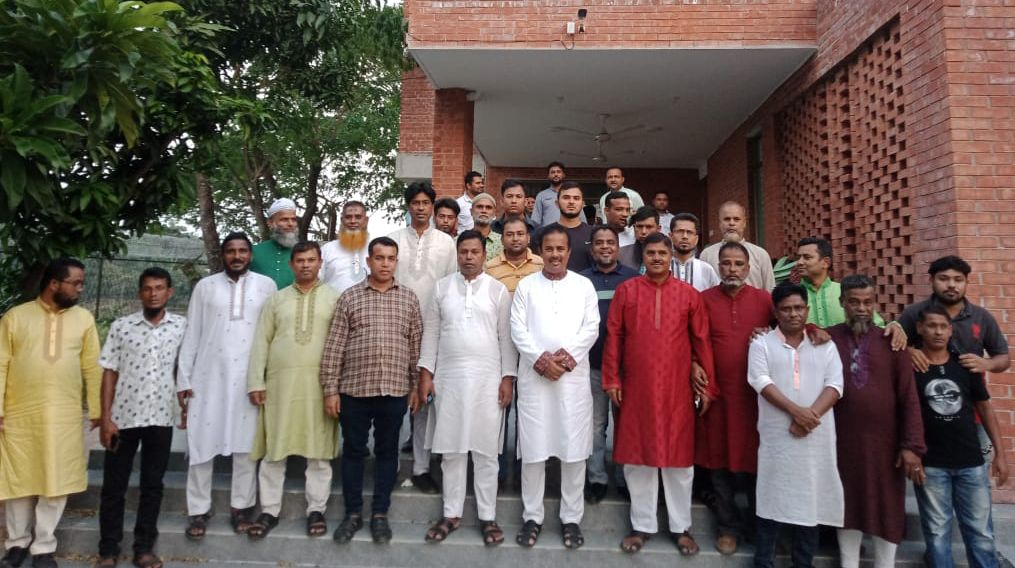 বাংলাদেশ আওয়ামী লীগ নেতৃত্বে শেখ হাসিনা সরকারের উন্নয়ন কার্যক্রম পরিদর্শন এবং স্থানীয় জনসাধারণের সাথে সৌজন্য সাক্ষাত করেন জন-নন্দিত নেতা ইঞ্জিনিয়ার মো. আবদুস সবুর