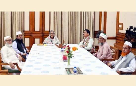 প্রধানমন্ত্রীর সঙ্গে দুই ইসলামি দলের নেতাদের সাক্ষাৎ