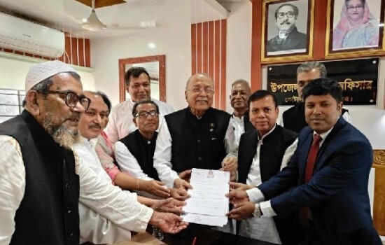 প্রধানমন্ত্রীর পক্ষে গোপালগঞ্জ-৩ আসনে মনোনয়নপত্র দাখিল