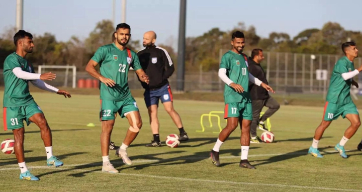 শক্তিশালী অস্ট্রেলিয়ার বিপক্ষে মাঠে নামছে বাংলাদেশ