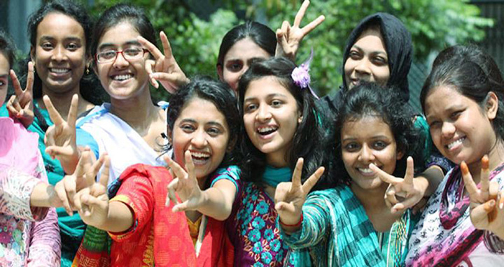 মেয়েদের ফলাফলে অভিভূত প্রধানমন্ত্রী