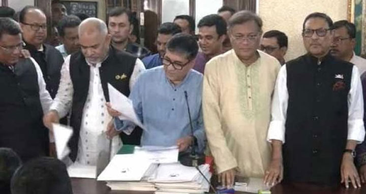 মনোনীত প্রার্থীদের কাছে চিঠি হস্তান্তর শুরু করেছে আওয়ামী লীগ