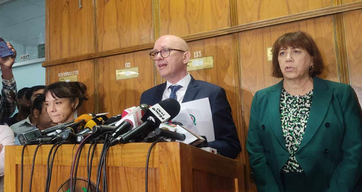 গণতান্ত্রিক পন্থায় অংশগ্রহণমূলক নির্বাচন চায় ইইউ : হোয়াইটলি