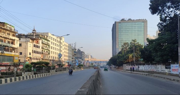 বিএনপি-জামায়াতের ডাকা সকাল-সন্ধ্যা হরতাল চলছে