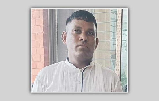 কুমিল্লায় আওয়ামী লীগ নেতাকে কুপিয়ে হত্যা