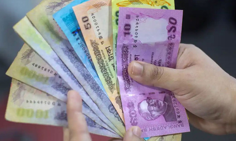 ঋণ করে সংসার চালাচ্ছে দেশের ৩৭ শতাংশ মানুষ