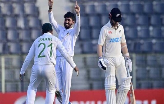 সিলেট টেস্টে জয়ের পথে বাংলাদেশ