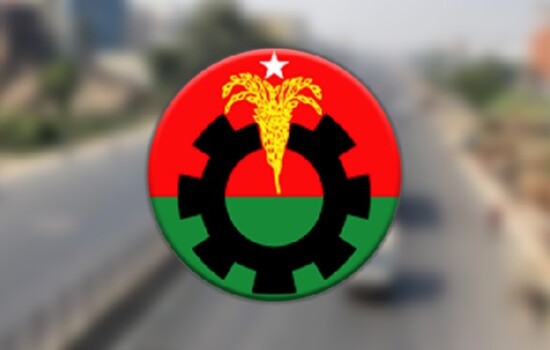 বিএনপি ও সমমনাদের দশম দফায় অবরোধ চলছে