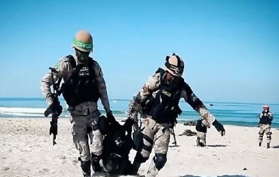 যেভাবে ইসরাইলে হামলা চালানোর জন্য বাহিনী তৈরি করেছিল হামাস