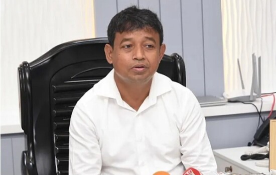 ট্রেনে আগুনের ঘটনায় জড়িতরা চিহ্নিত, দ্রুতই গ্রেপ্তার: হারুন