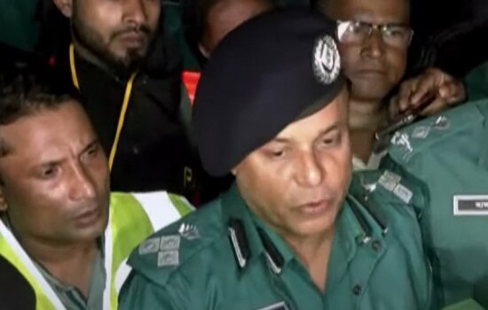 বেনাপোল এক্সপ্রেসের আগুন পরিকল্পিত : ডিএমপি