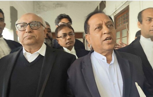 সুপ্রিম কোর্টে ৪ সপ্তাহ মামলা পরিচালনা করতে পারবেন না দুই আইনজীবী