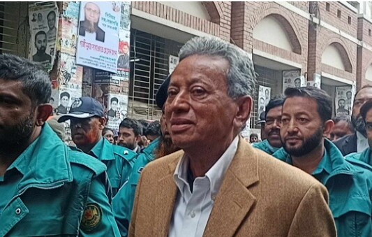 ৪ মামলায় আমীর খসরুর জামিন