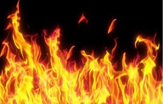 ৯ জেলায় মোট ১৬টি ভোটকেন্দ্রে আগুন