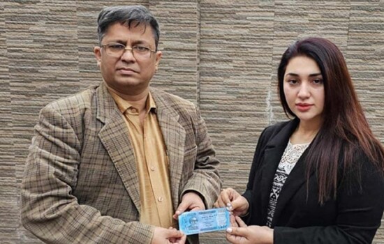 একশো টাকা পারিশ্রমিকে শেখ হাসিনার চরিত্রে অপু বিশ্বাস