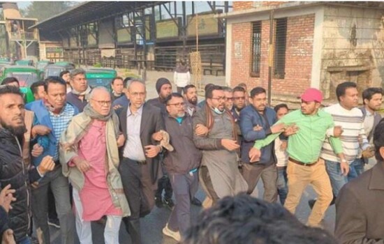 একতরফা নির্বাচনেও আগের রাতে ব্যালট বাক্স ভরে রাখার অভিযোগ রিজভীর