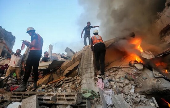 খান ইউনুসে তীব্র যুদ্ধ করছে হামাস, ইরানি প্রেসিডেন্টের হুঁশিয়ারি