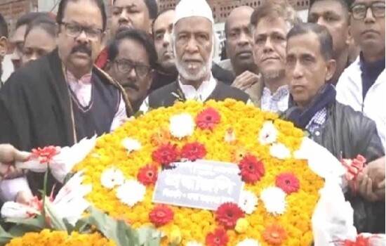 কোকোর নবম মৃত্যুবার্ষিকীতে বিএনপি পুষ্পস্তবক অর্পণ ও মোনাজাত